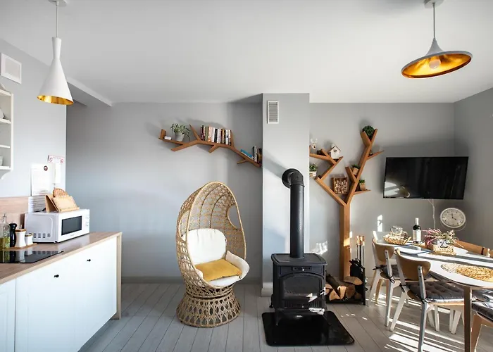 בקתה W Gorach - Prywatne Jacuzzi, Sauna, Grota Solna - Panorama Chelm Ski&spa *