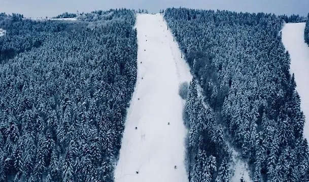 W Gorach - Prywatne Jacuzzi, Sauna, Grota Solna - Panorama Chelm Ski&spa בקתה